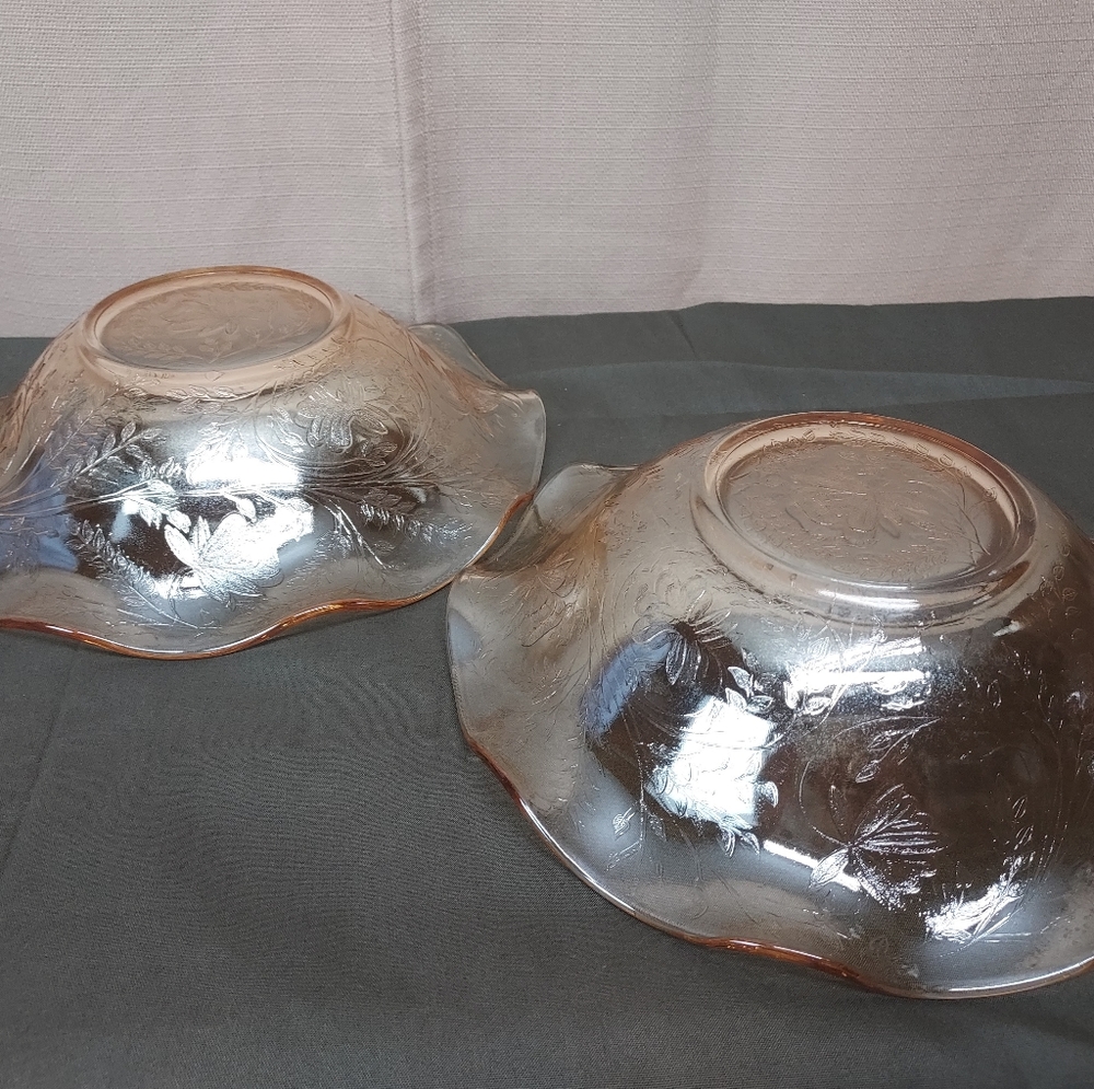 2 Vintage 1950's Jeanette Floragold Ruffled Edge Carnival Glass Bowls